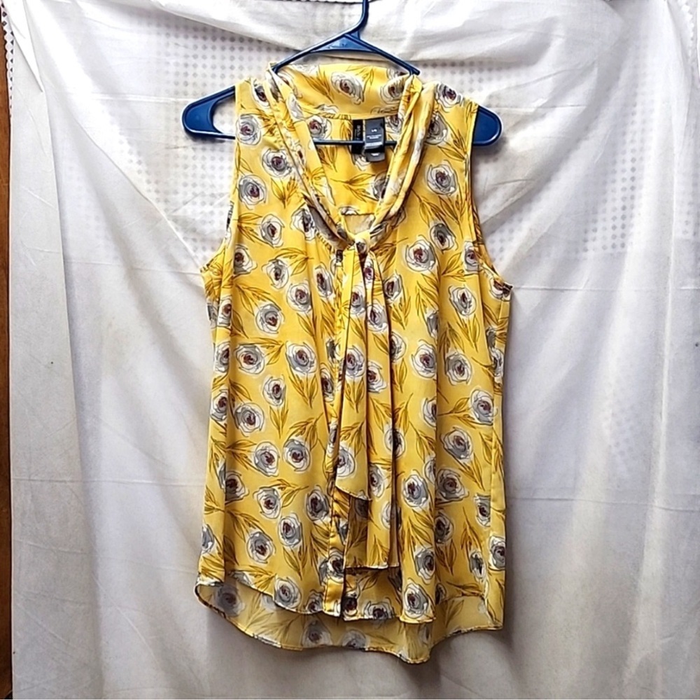 Bisou Bisou Button Down Blouse, Tie, Sz Large